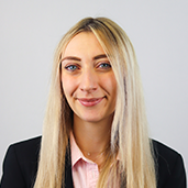 Elisabeth Olcott headshot